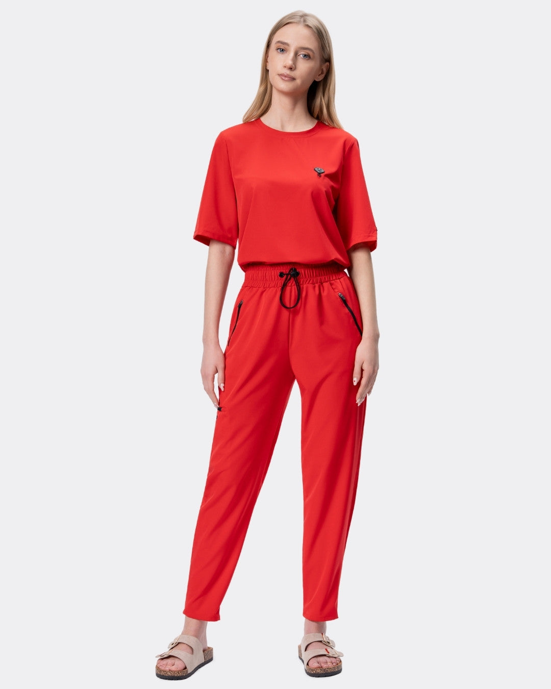 Komplet medyczny damski COMFORT czerwony Bluza BASIC + Spodnie LOOSE
