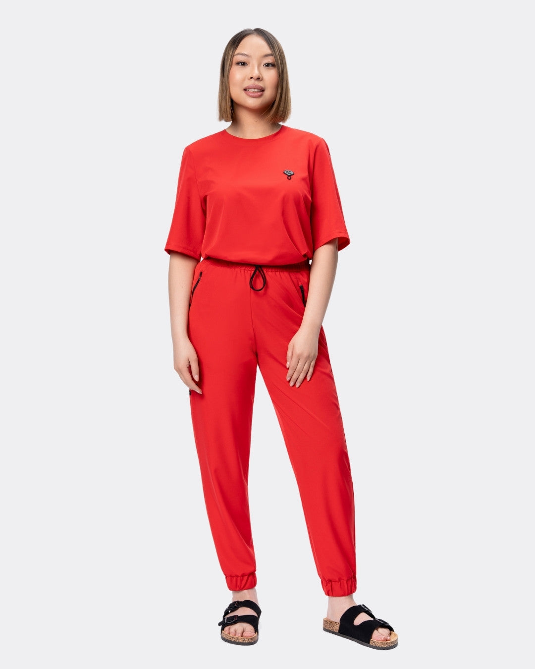 Komplet medyczny damski CLASSIC czerwony - Bluza BASIC + Spodnie FIT