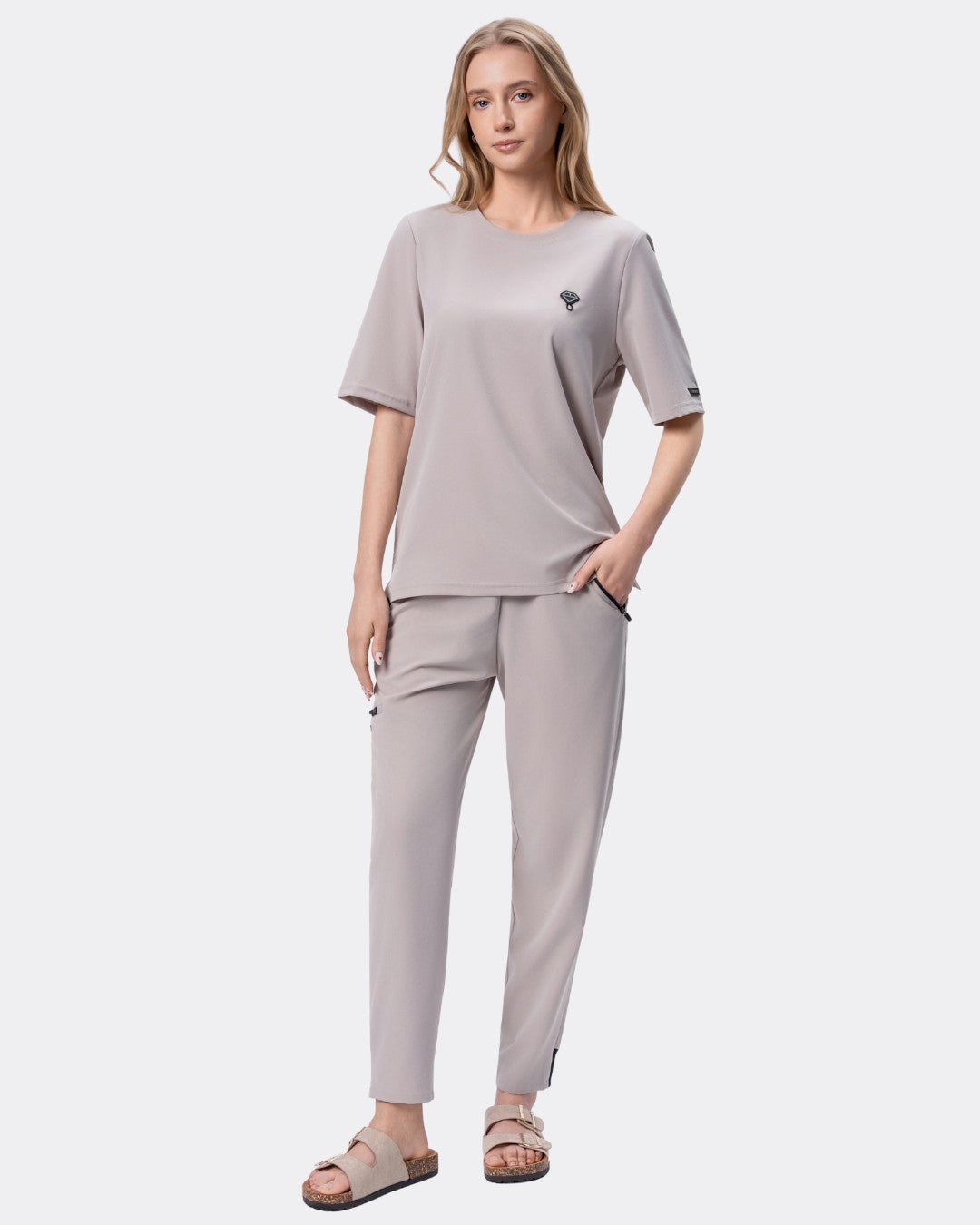 Komplet medyczny damski COMFORT szary Bluza BASIC + Spodnie LOOSE
