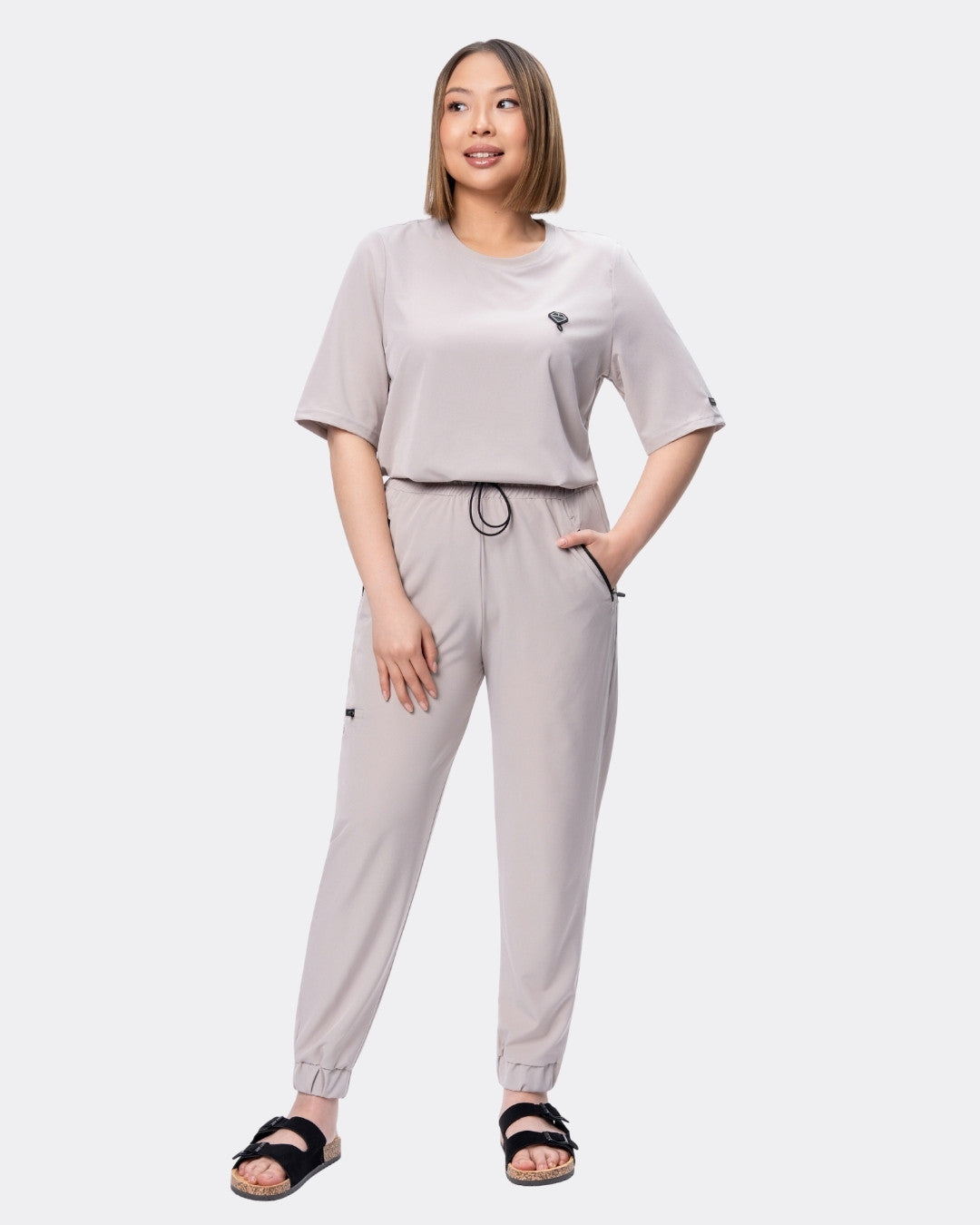 Komplet medyczny damski CLASSIC szary - Bluza BASIC + Spodnie FIT