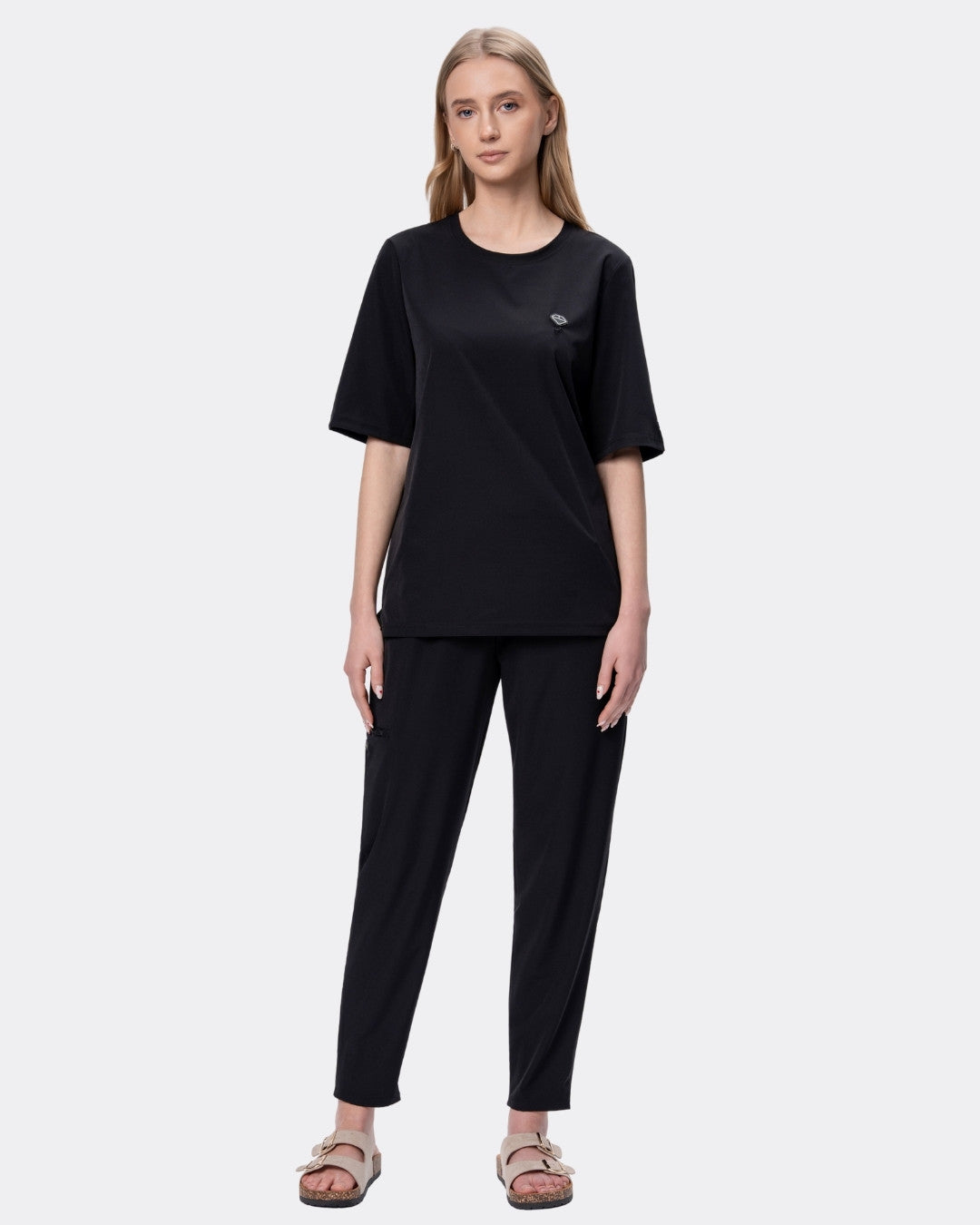Komplet medyczny damski COMFORT czarny Bluza BASIC + Spodnie LOOSE