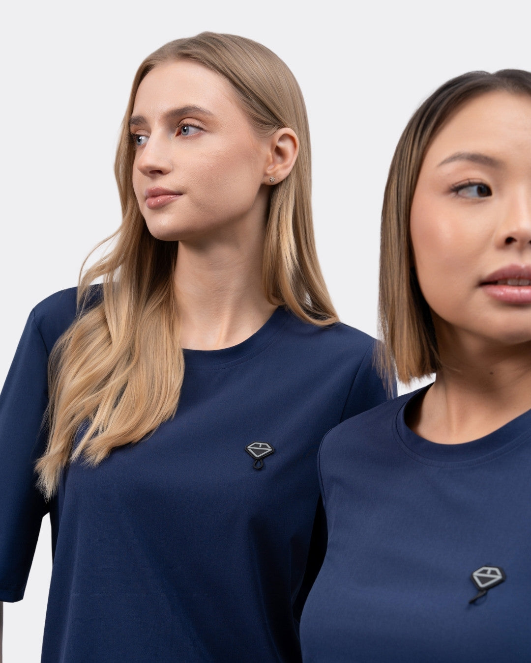 Bluza_medyczna_BASIC_damska_granatowa
