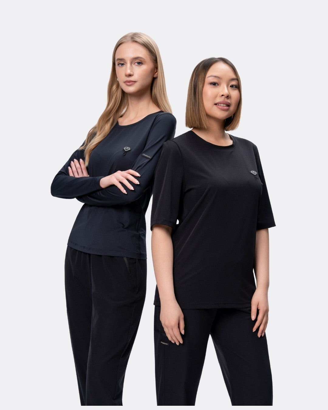 Longsleeve medyczny REGULAR damski czarny