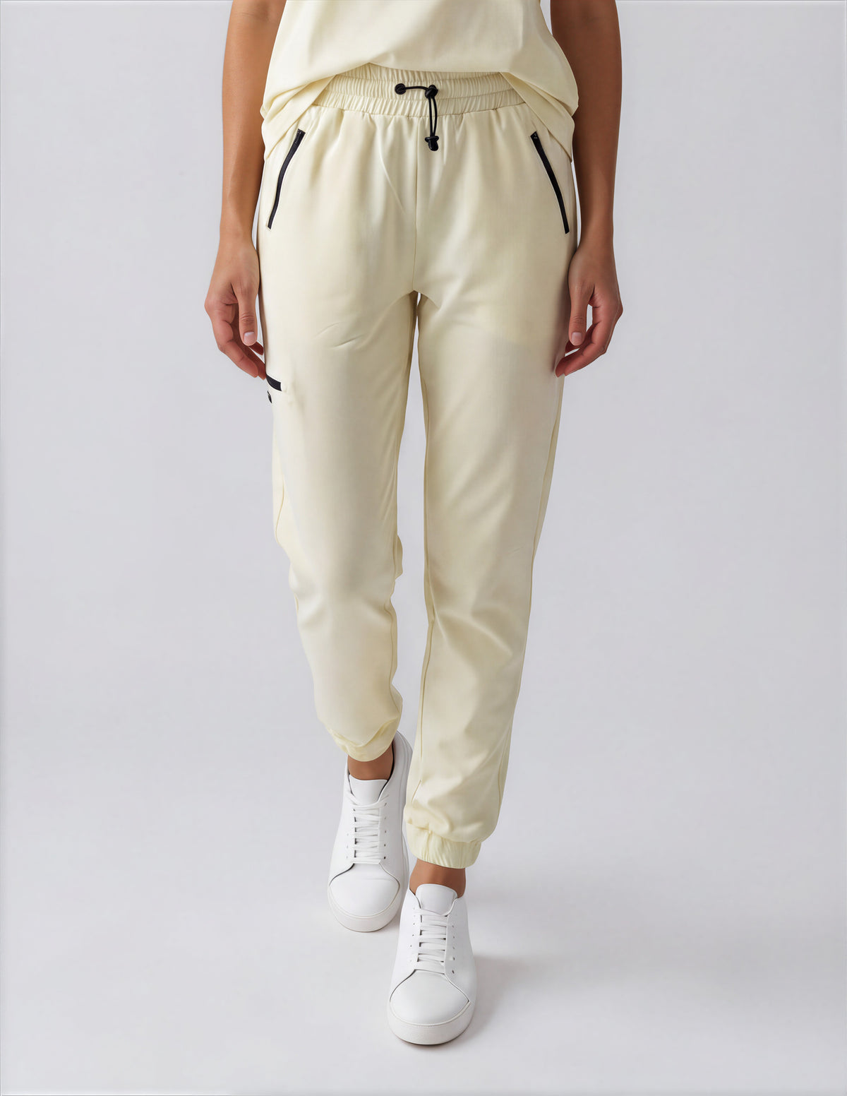 Komplet medyczny damski CLASSIC żółty - Bluza BASIC + Spodnie FIT